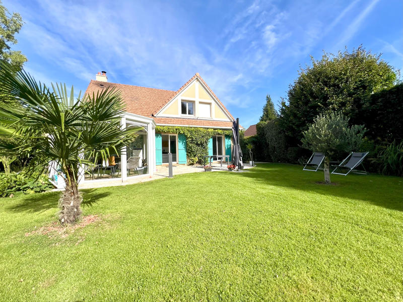 Villa - 180 m² - 7 pièces