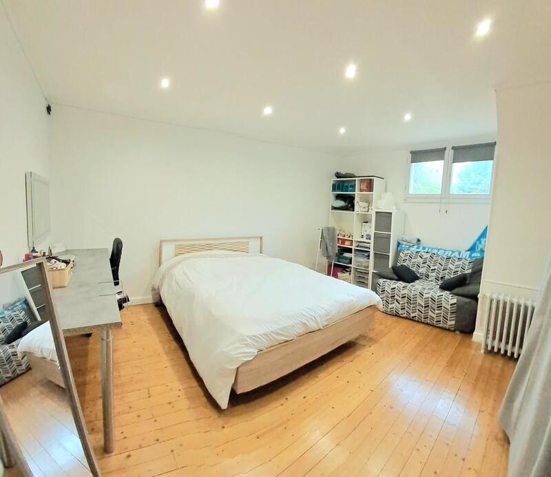 Maison - 163 m² - 7 pièces