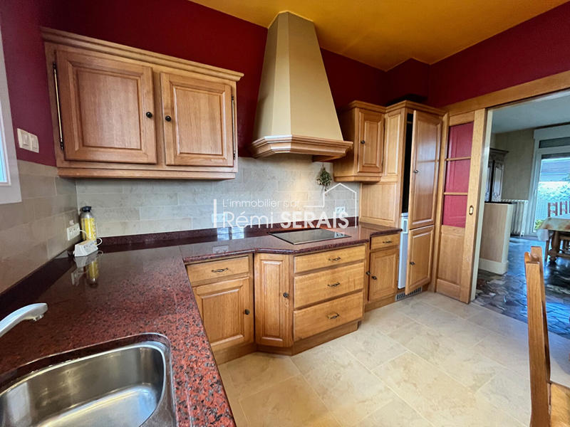 Maison - 167 m² - 6 pièces