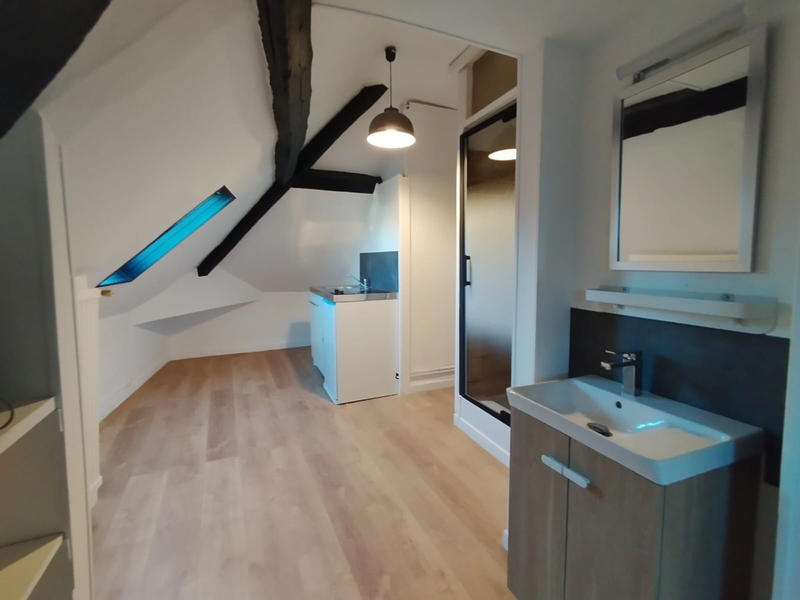 Appartement - 15 m² - 1 pièce