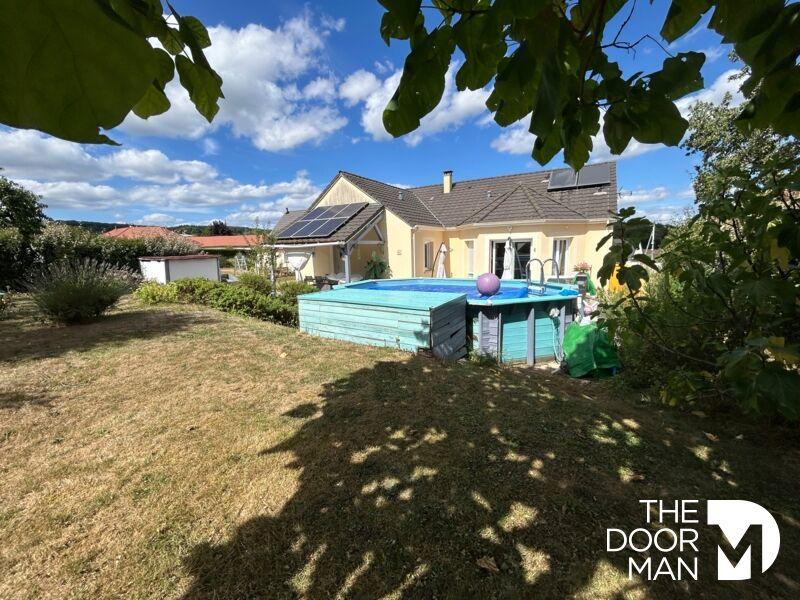 Maison - 136 m² - 5 pièces