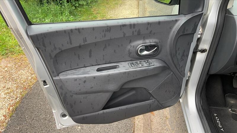 Dacia Lodgy (2) 1.2 TCe 115 Energy Stepway 7pl.