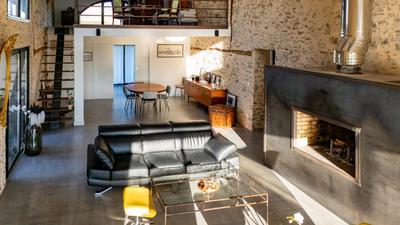 Propriété - 251 m² - 8 pièces