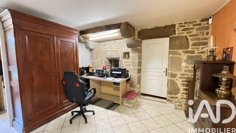 Maison - 212 m² - 5 pièces