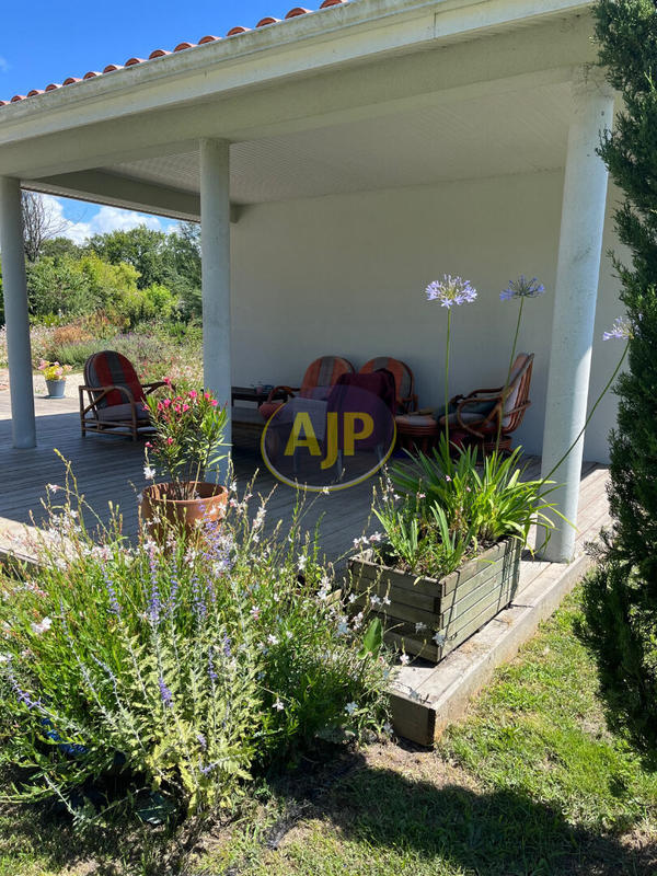 Maison - 191 m² - 5 pièces