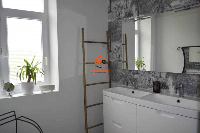 Maison - 182 m² - 6 pièces