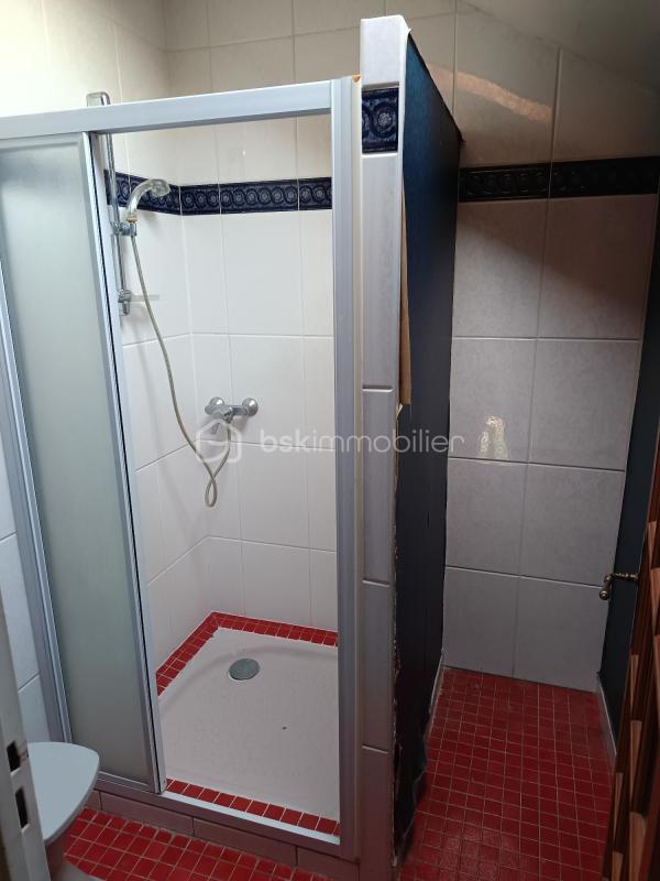 Maison traditionnelle - 107 m² - 5 pièces