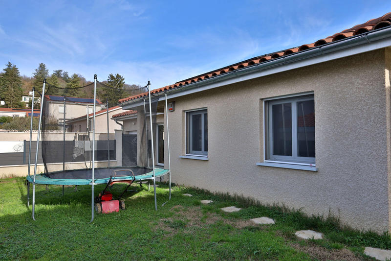 Maison - 97 m² - 4 pièces