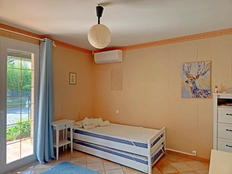 Maison - 198 m² - 5 pièces