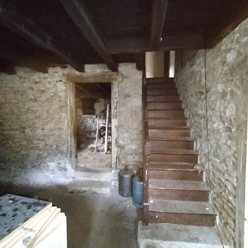 Maison - 250 m² - 4 pièces