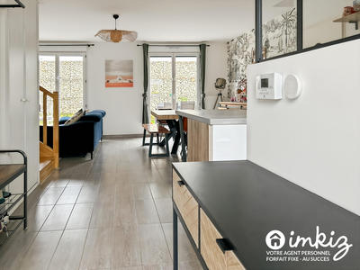 Maison - 97 m² - 6 pièces