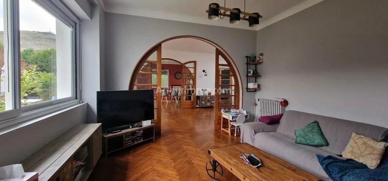 Maison - 180 m² - 6 pièces