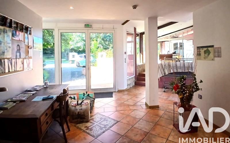 Appartement - 575 m² - 26 pièces