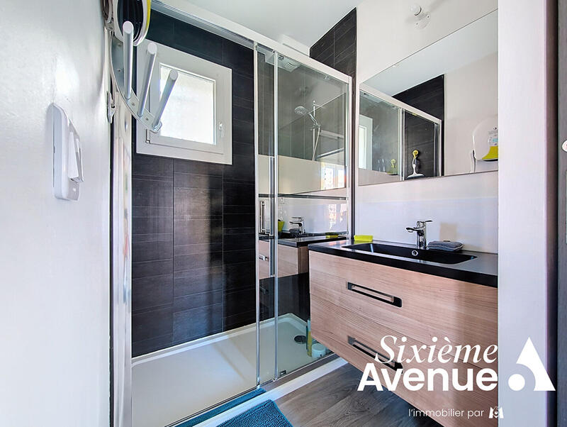 Maison - 120 m² - 7 pièces