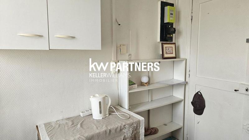 Studio - 8 m² - 1 pièce