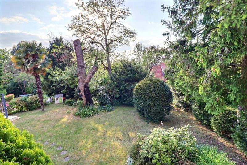 Maison - 185 m² - 6 pièces