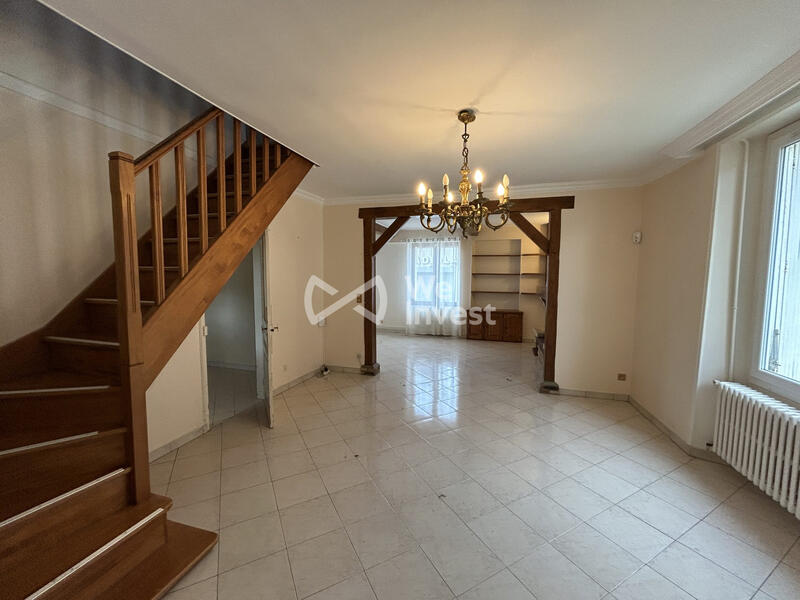 Maison ancienne - 192 m² - 12 pièces