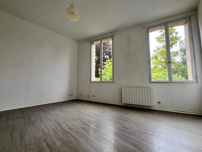 Immeuble - 214 m² - 7 pièces