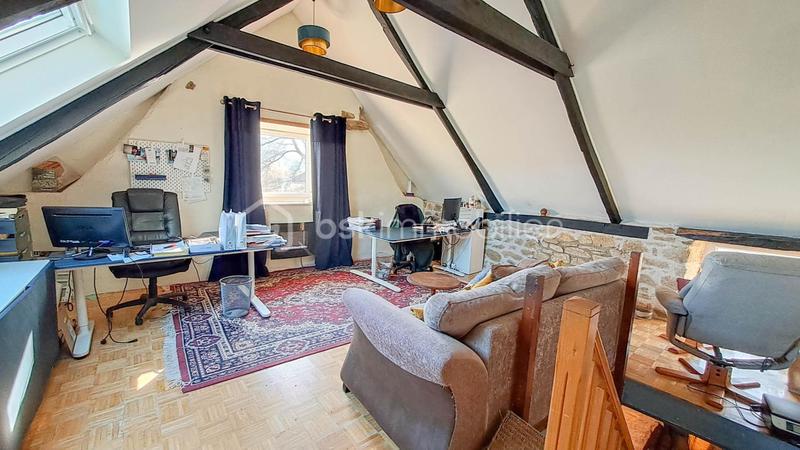 Propriété - 354 m² - 14 pièces