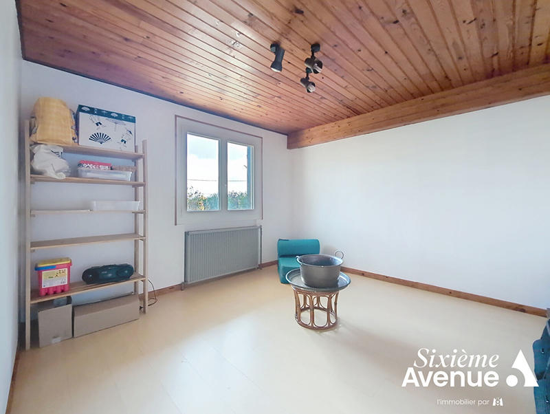 Maison - 121 m² - 7 pièces