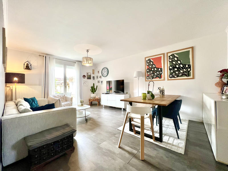 Maison - 88 m² - 5 pièces