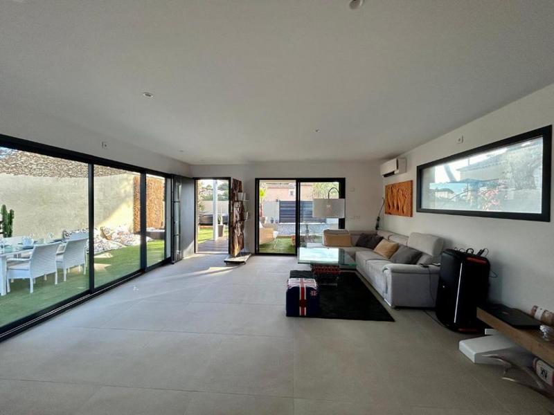 Villa - 175 m² - 5 pièces