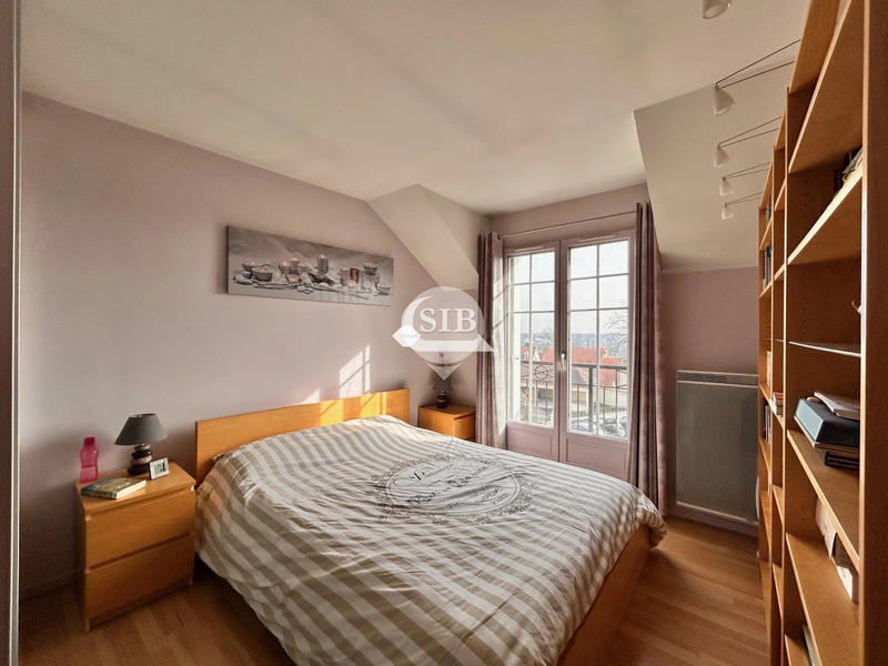 Appartement - 86 m² - 4 pièces