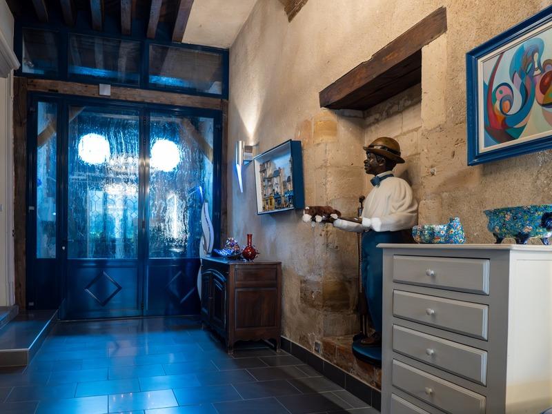 Demeure - 355 m² - 14 pièces