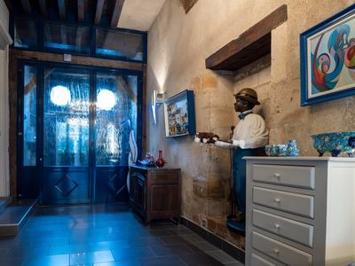 Demeure - 355 m² - 14 pièces