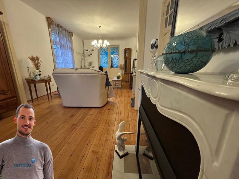 Maison de maîtres - 153 m² - 1 pièce