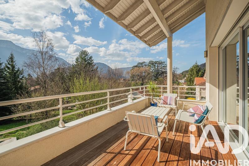 Maison - 136 m² - 6 pièces