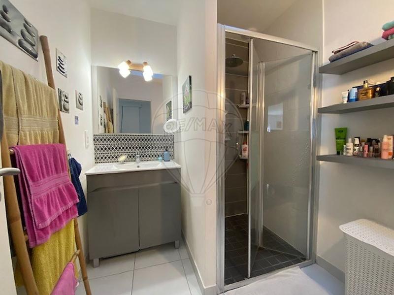 Maison - 93 m² - 4 pièces