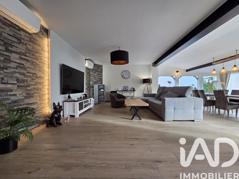 Maison - 120 m² - 5 pièces