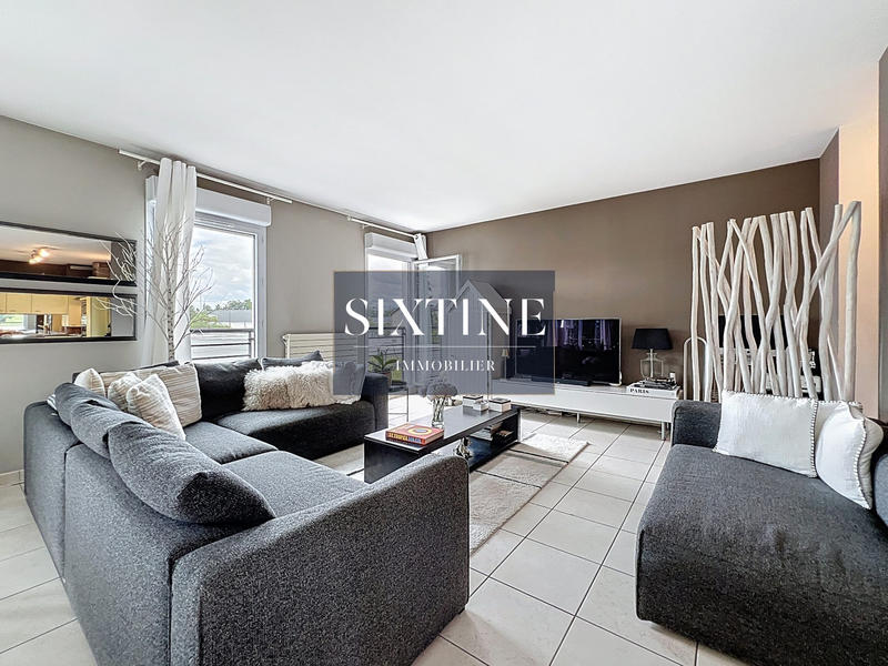 Appartement - 106 m² - 4 pièces