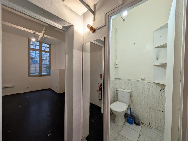 Local commercial - 35 m² - 2 pièces