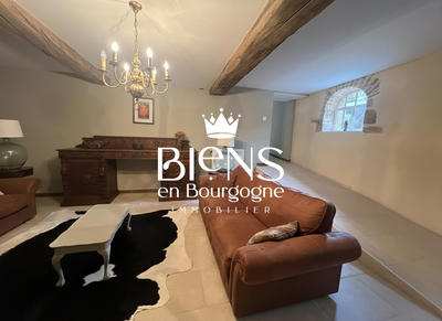 Maison ancienne - 225 m² - 8 pièces