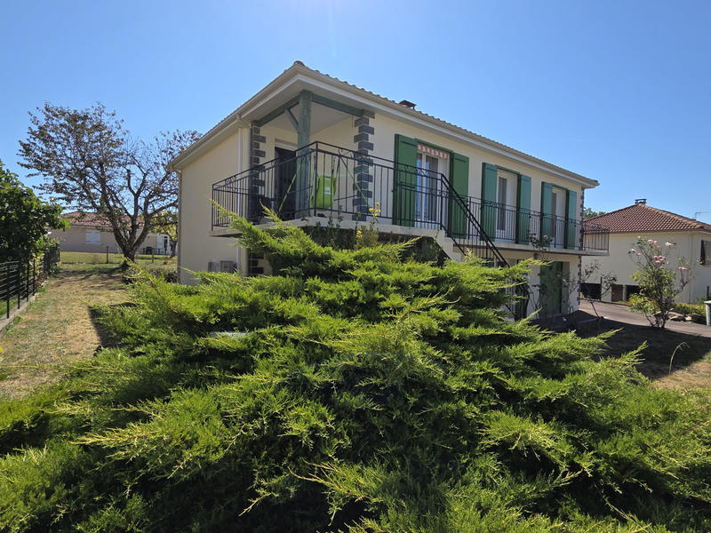 Maison - 149 m² - 6 pièces