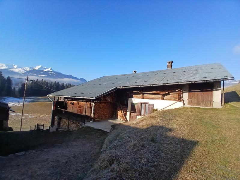 Ferme - 90 m² - 2 pièces