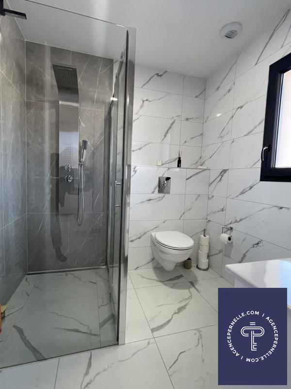 Maison contemporaine - 129 m² - 5 pièces