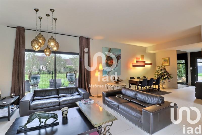 Maison - 150 m² - 6 pièces