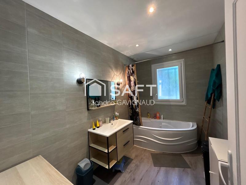 Maison - 156 m² - 6 pièces