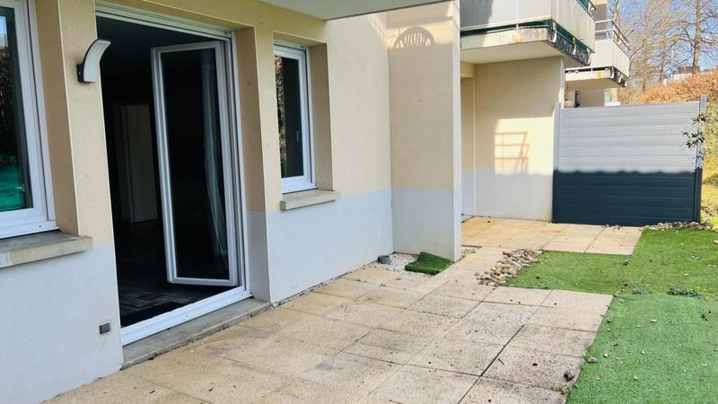 Appartement - 90 m² - 4 pièces