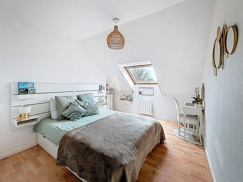 Maison - 84 m² - 5 pièces