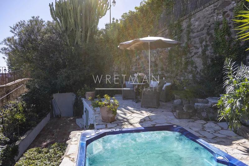 Maison de ville - 88 m² - 5 pièces