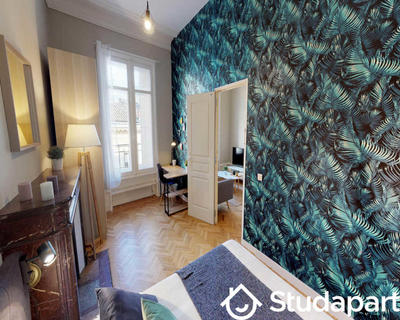 Chambre - 70 m² - 1 pièce