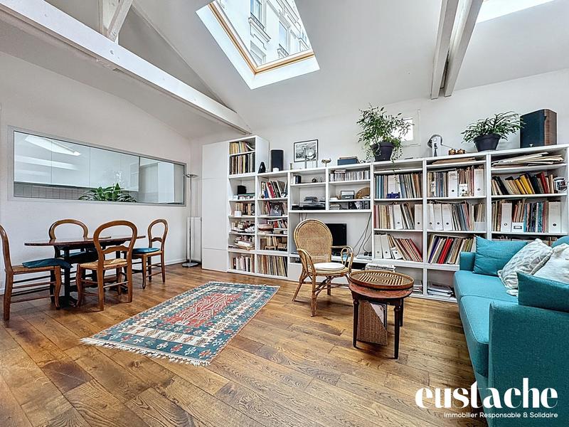 Loft - 74 m² - 3 pièces