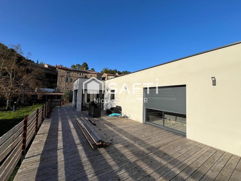 Maison - 110 m² - 4 pièces