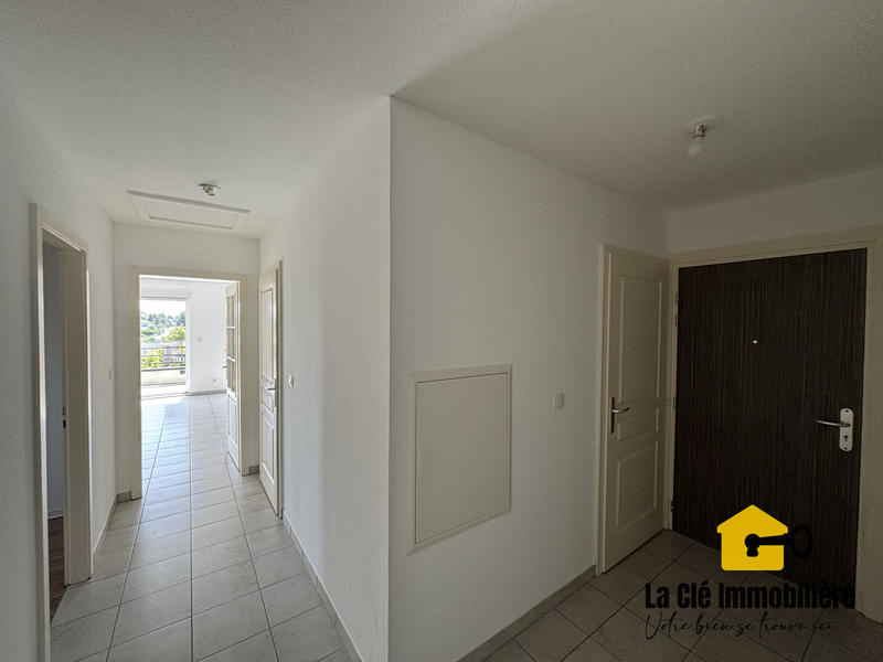 Appartement - 93 m² - 5 pièces