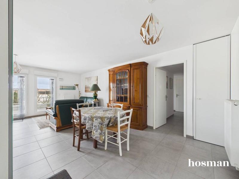 Appartement - 85 m² - 4 pièces