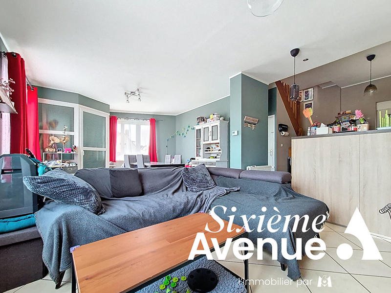 Maison - 99 m² - 4 pièces